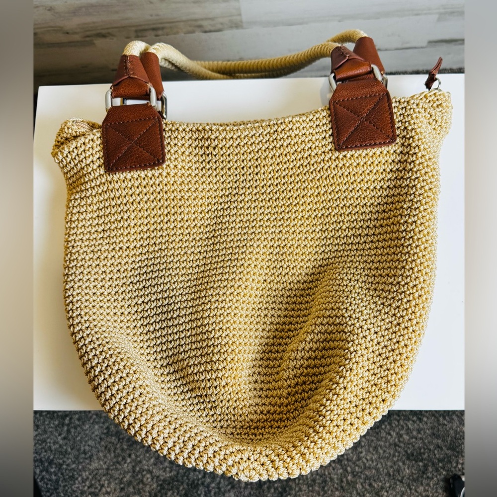 The Sak Shoulder Purse or Satchel Crochet Tan Leather Strap Handle HOBO Purse